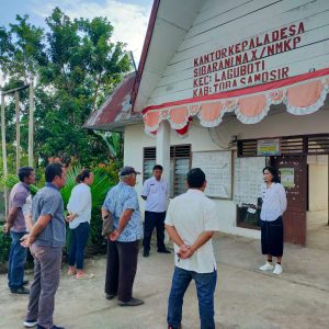 Pemerintah Kecamatan Laguboti melaksanakan Program “Catur Masuk Desa” di Kantor Desa Sibarani Nasampulu/Namungkup