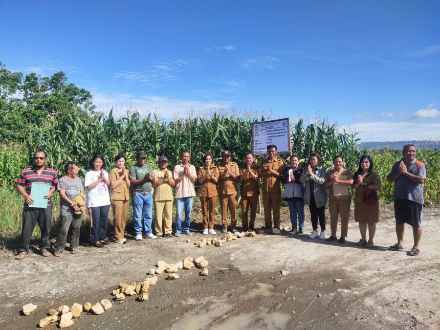 Camat Laguboti menghadiri Trial Go Desa Aruan