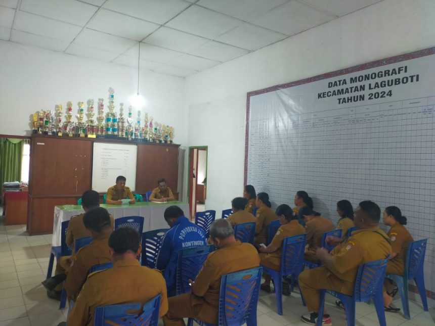 Rapat Koordinasi bersama Sekdes/Seklur se-Kecamatan Laguboti